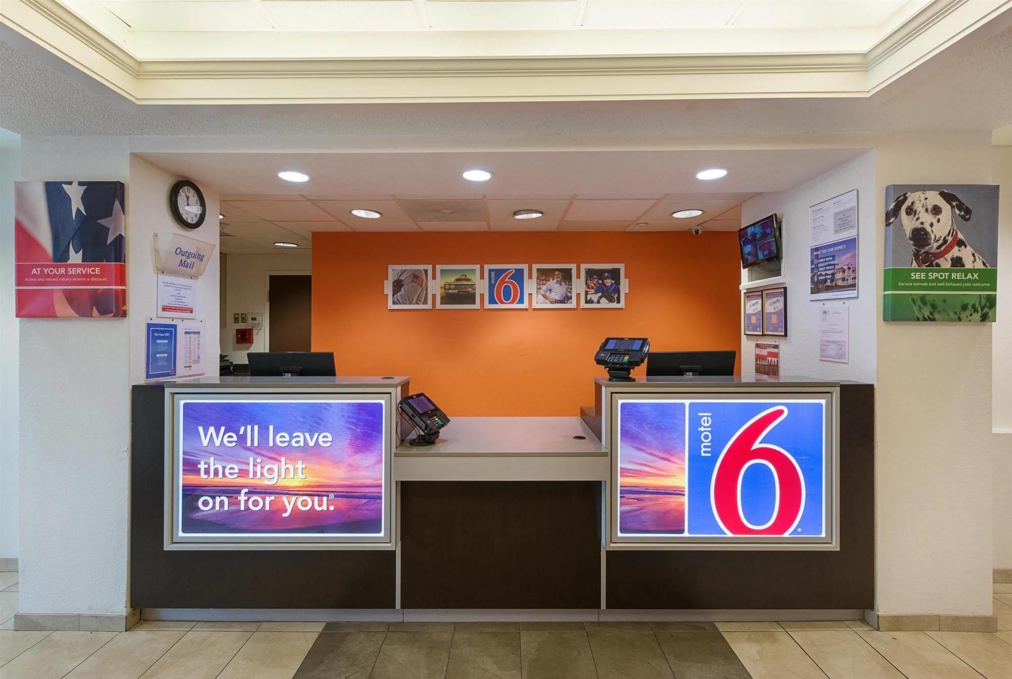 Motel 6-Columbia, Sc - Fort Jackson Area Eksteriør billede