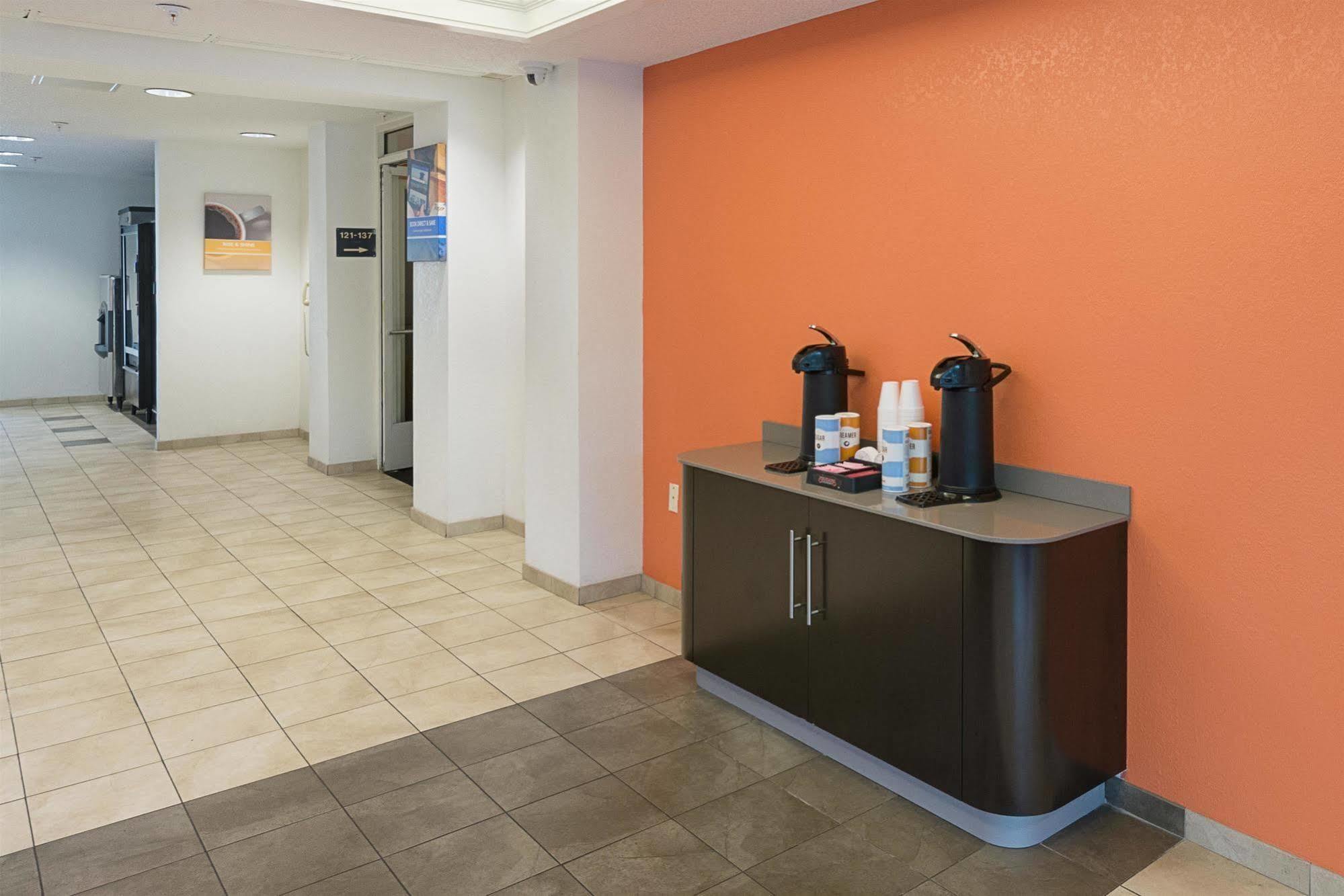 Motel 6-Columbia, Sc - Fort Jackson Area Eksteriør billede